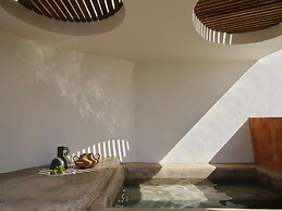 Andronis Luxury Suites