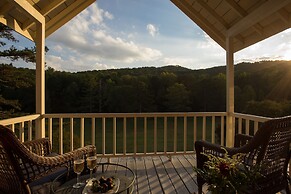 Glen-Ella Springs Hotel & Restaurant