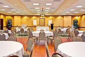 Holiday Inn Express & Suites Millington by IHG