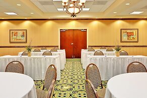 Holiday Inn Express & Suites Millington by IHG