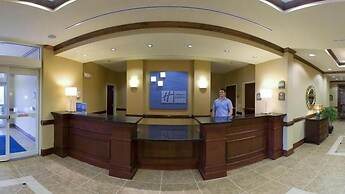 Holiday Inn Express & Suites Millington by IHG