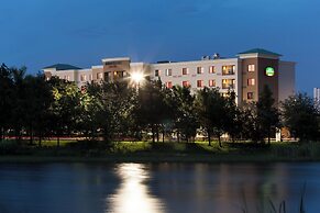 Courtyard by Marriott Miami at Dolphin Mall