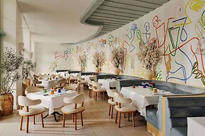 The Maybourne Beverly Hills, Maybourne