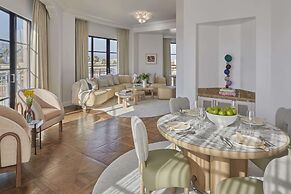 The Maybourne Beverly Hills, Maybourne