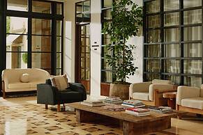 The Maybourne Beverly Hills, Maybourne