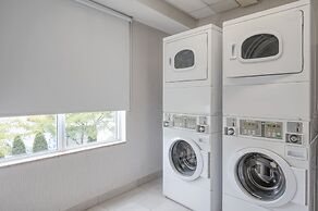 Holiday Inn Express Hotel & Suites Ottawa Airport by IHG