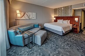 Courtyard by Marriott Newport News Airport