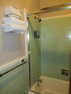 Best Budget Inn