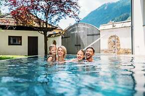 Hotel Trattlerhof
