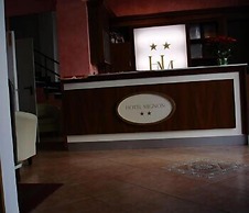 Hotel Mignon