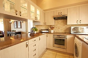 Pinnacle Point Beach and Golf Resort