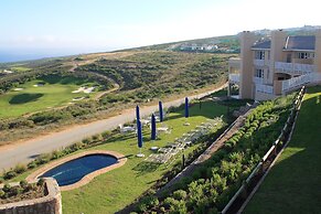 Pinnacle Point Beach and Golf Resort