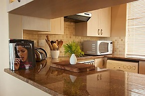 Pinnacle Point Beach and Golf Resort