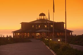 Pinnacle Point Beach and Golf Resort