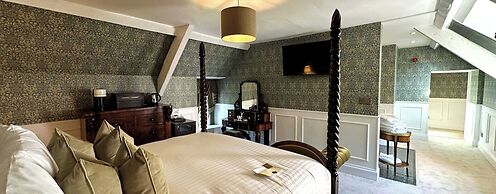 Plas Dinas Country House