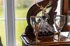 Plas Dinas Country House