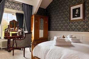 Plas Dinas Country House