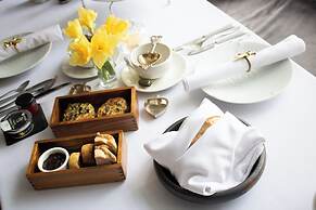 Plas Dinas Country House