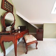 Plas Dinas Country House