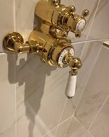 Plas Dinas Country House