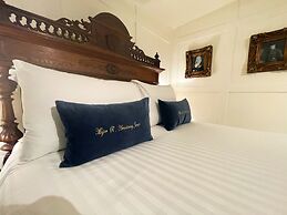 Plas Dinas Country House