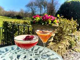 Plas Dinas Country House