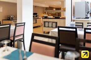 Hôtel Croix des Bretons Lourdes Pyrénées