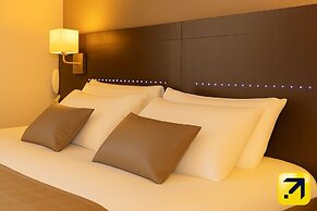 Hôtel Croix des Bretons Lourdes Pyrénées