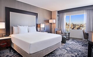 Hilton Baltimore Inner Harbor