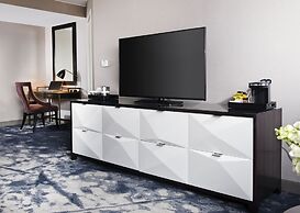 Hilton Baltimore Inner Harbor