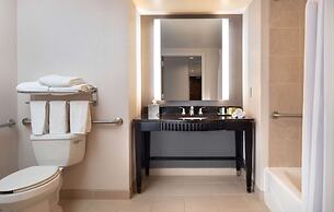 Hilton Baltimore Inner Harbor