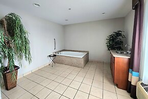 Days Inn & Suites by Wyndham Thibodaux