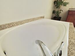 Days Inn & Suites by Wyndham Thibodaux