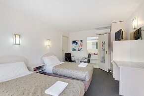 Alexander Motor Inn & Apartments