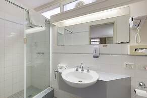 Alexander Motor Inn & Apartments