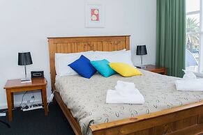 Alexander Motor Inn & Apartments