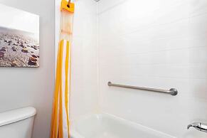 La Quinta Inn & Suites by Wyndham St. Augustine