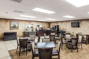 Angel Inn Near IMAX, a Travelodge by Wyndham