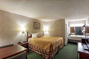Angel Inn Near IMAX, a Travelodge by Wyndham