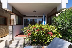 Apartamentos El Paseo