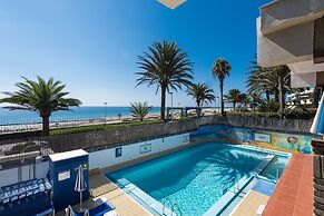 Apartamentos El Paseo