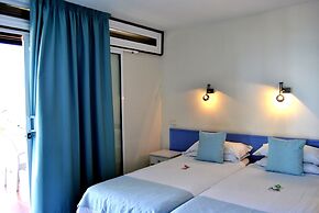 Apartamentos El Paseo