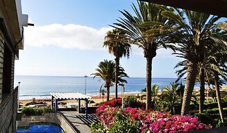 Apartamentos El Paseo