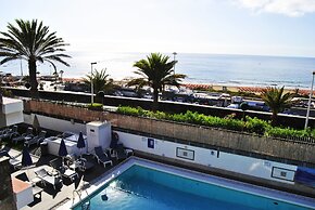 Apartamentos El Paseo