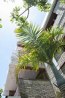 Apartamentos El Paseo