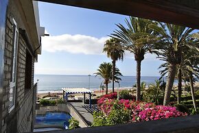 Apartamentos El Paseo