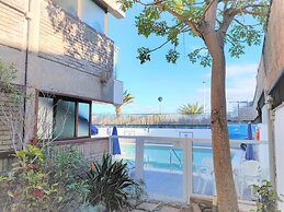 Apartamentos El Paseo