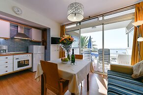 Apartamentos El Paseo