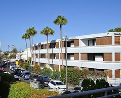 Apartamentos El Paseo