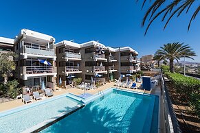 Apartamentos El Paseo